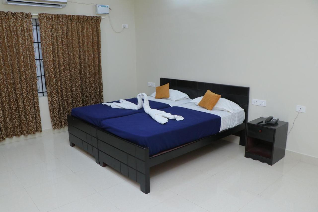 Hotel Tamilnadu -Trichy Tiruchirappalli Экстерьер фото